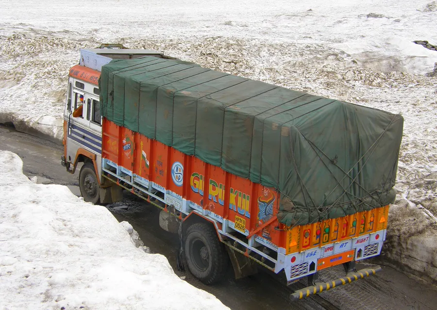 Logistics & Fleet